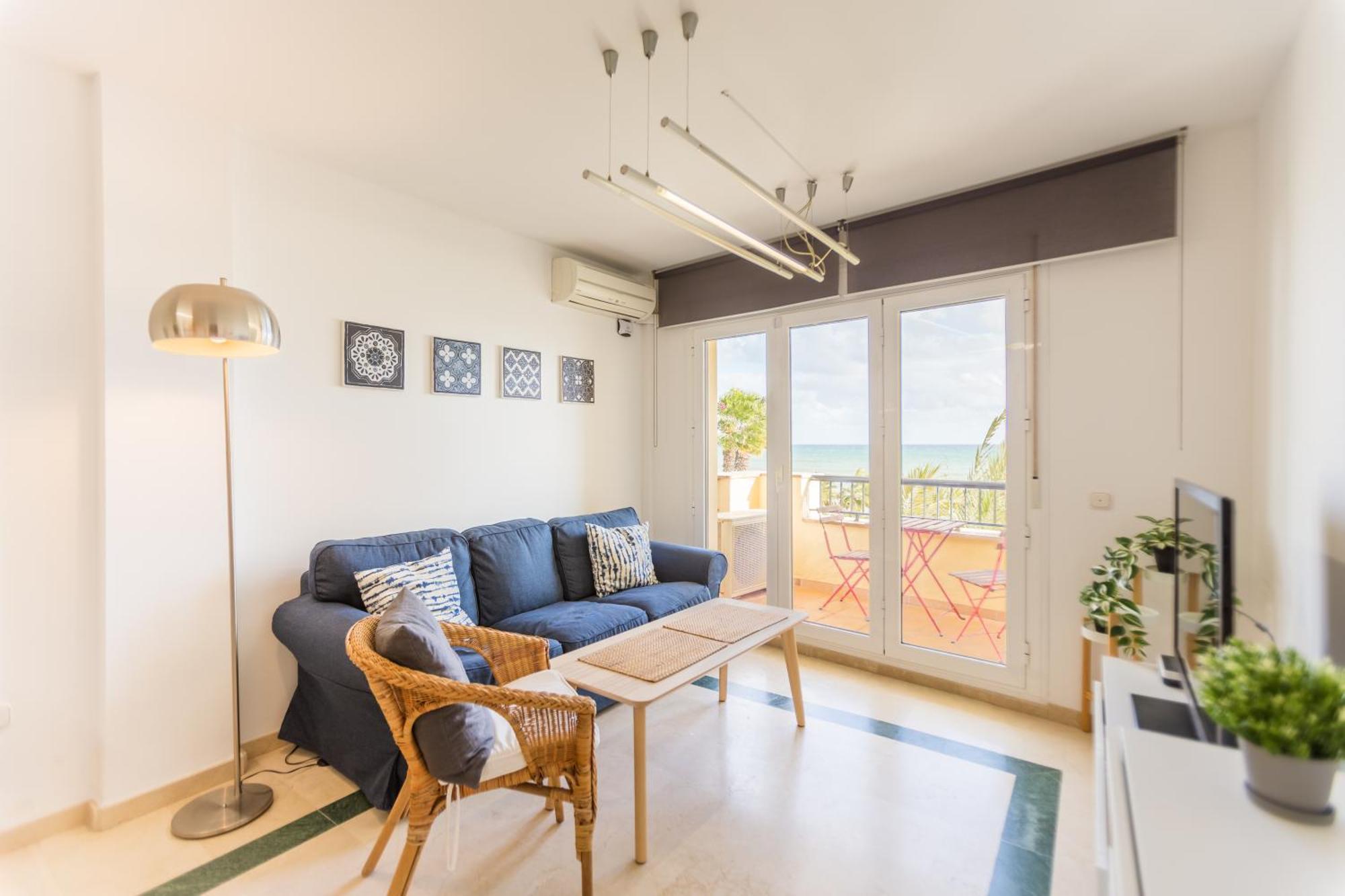 Bonito Apartamento En Primera Linea De Playa Estepona Exterior photo