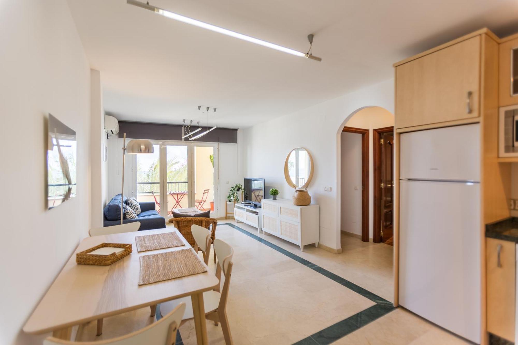 Bonito Apartamento En Primera Linea De Playa Estepona Exterior photo